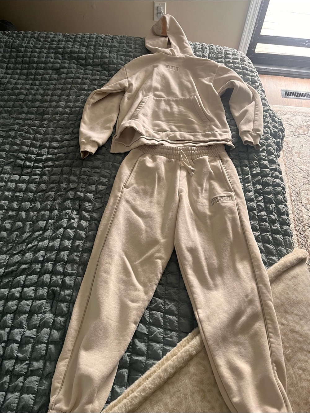 Puma Sweat Pant Set